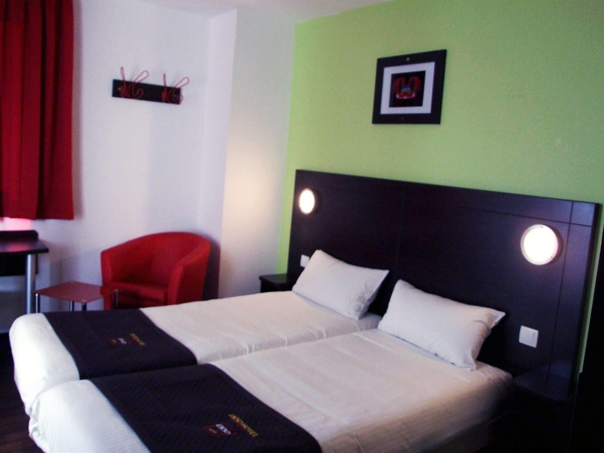Enzo Hotel Mulhouse Sud Morschwiller Le Bas ภายนอก รูปภาพ