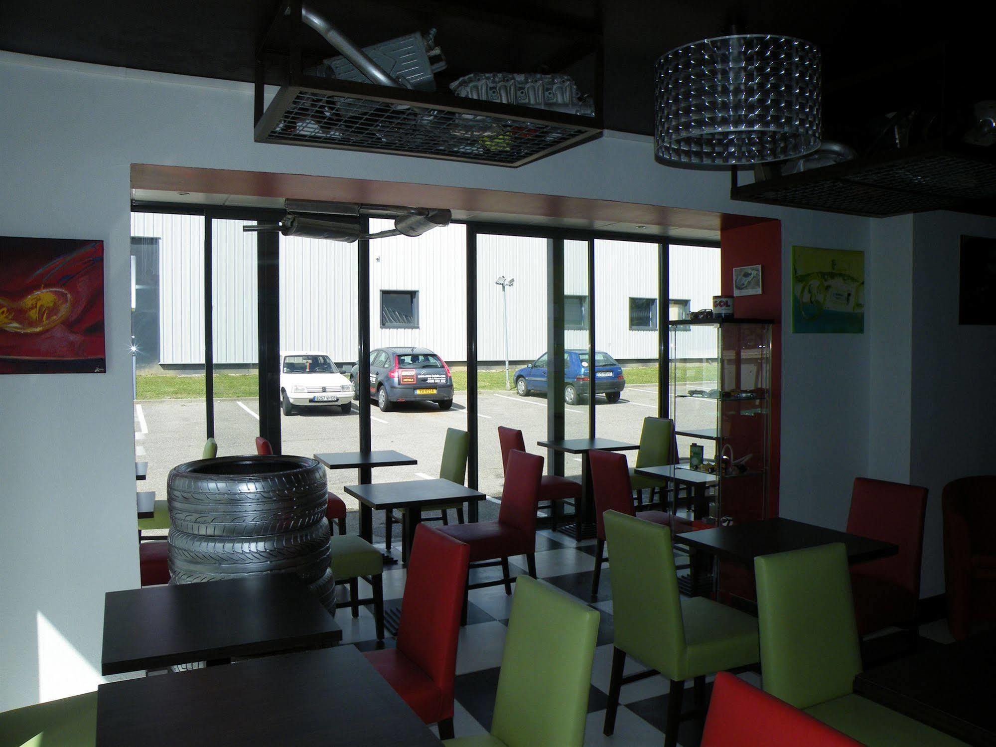 Enzo Hotel Mulhouse Sud Morschwiller Le Bas ภายนอก รูปภาพ